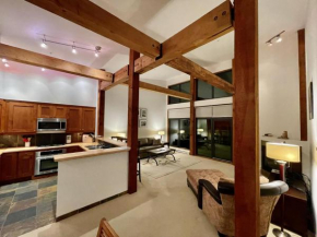 Luxurious Top Floor Villa With Sweeping Pacific Ocean - Bbv